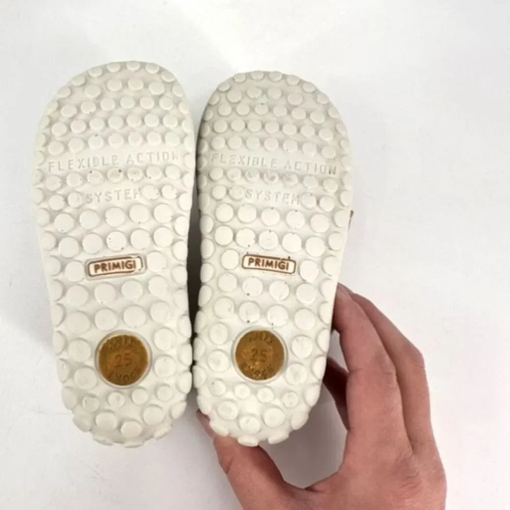 Primigi nwt baby